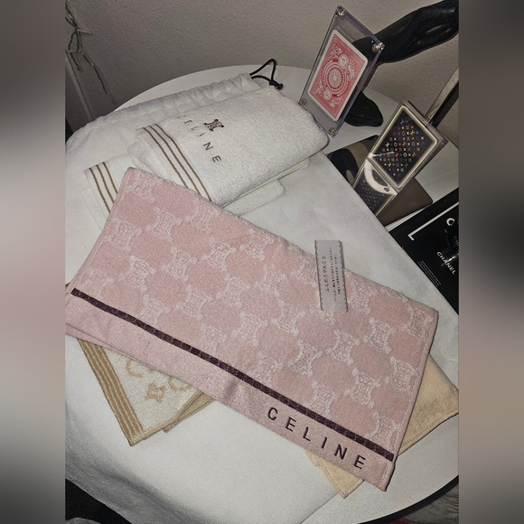 Celine 5pc Face/Hand Towel Bundle! - Picture 5 of 12